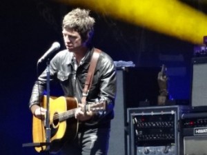 NOEL-GALLAGHER-2-346x260